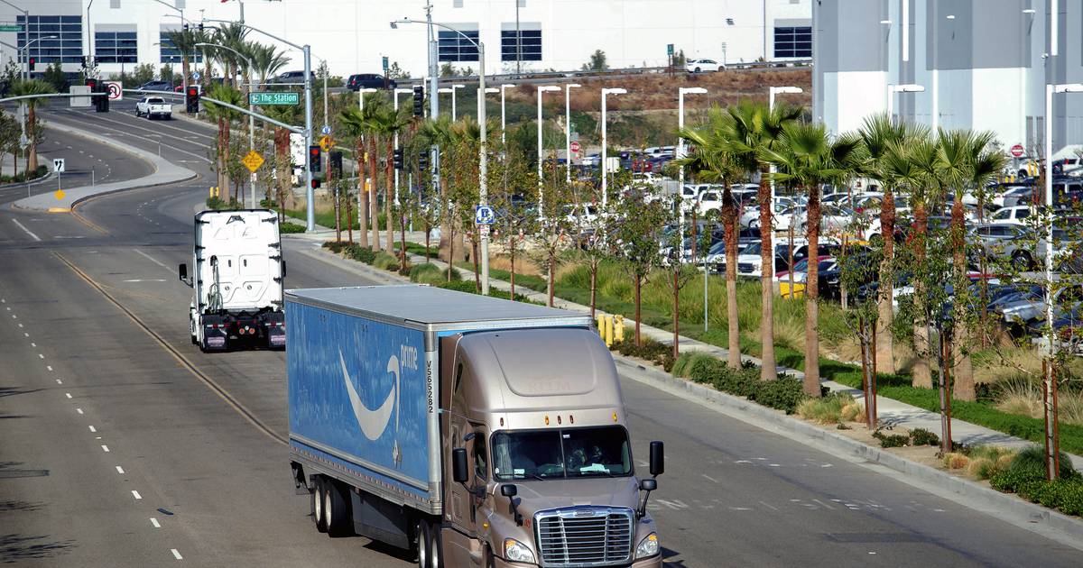 EPA approves California rules phasing out diesel trucks