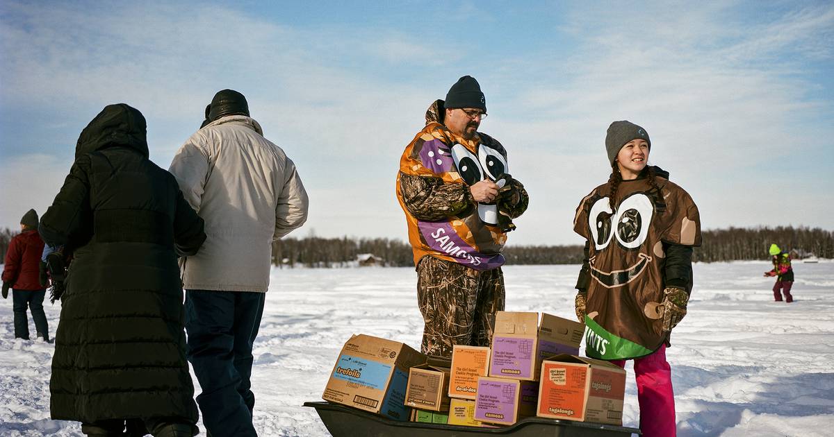 At grocery stores and sled dog races, Alaska’s Girl Scouts mark arrival of spring with cookie sales