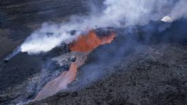 As Mauna Loa rumbles, residents of Hawaii’s Big Island warned of possible eruption