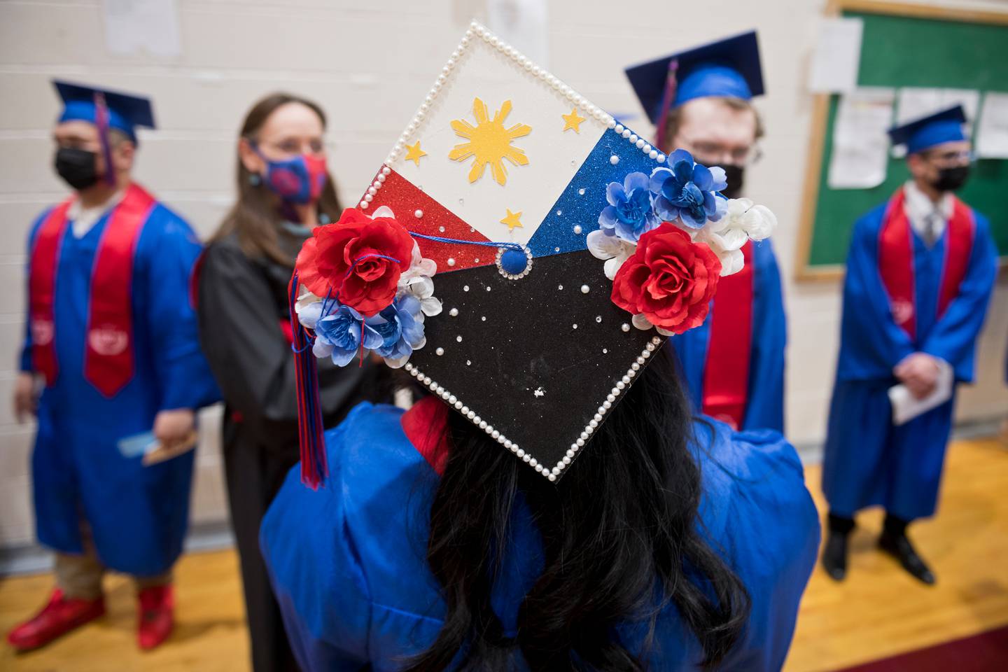 graduation regalia, cultural display, graduation, Anchorage School District, regalia regulation