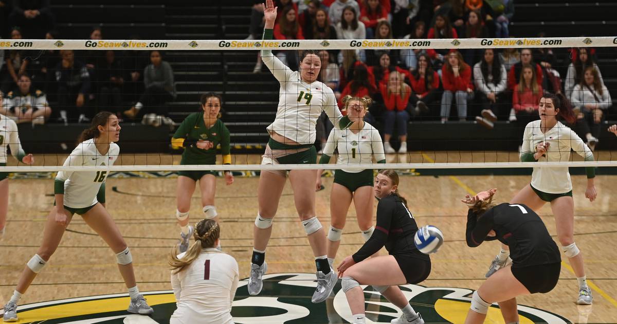 UAA volleyball completes regular season sweep of Seattle Pacific University in dominant fashion