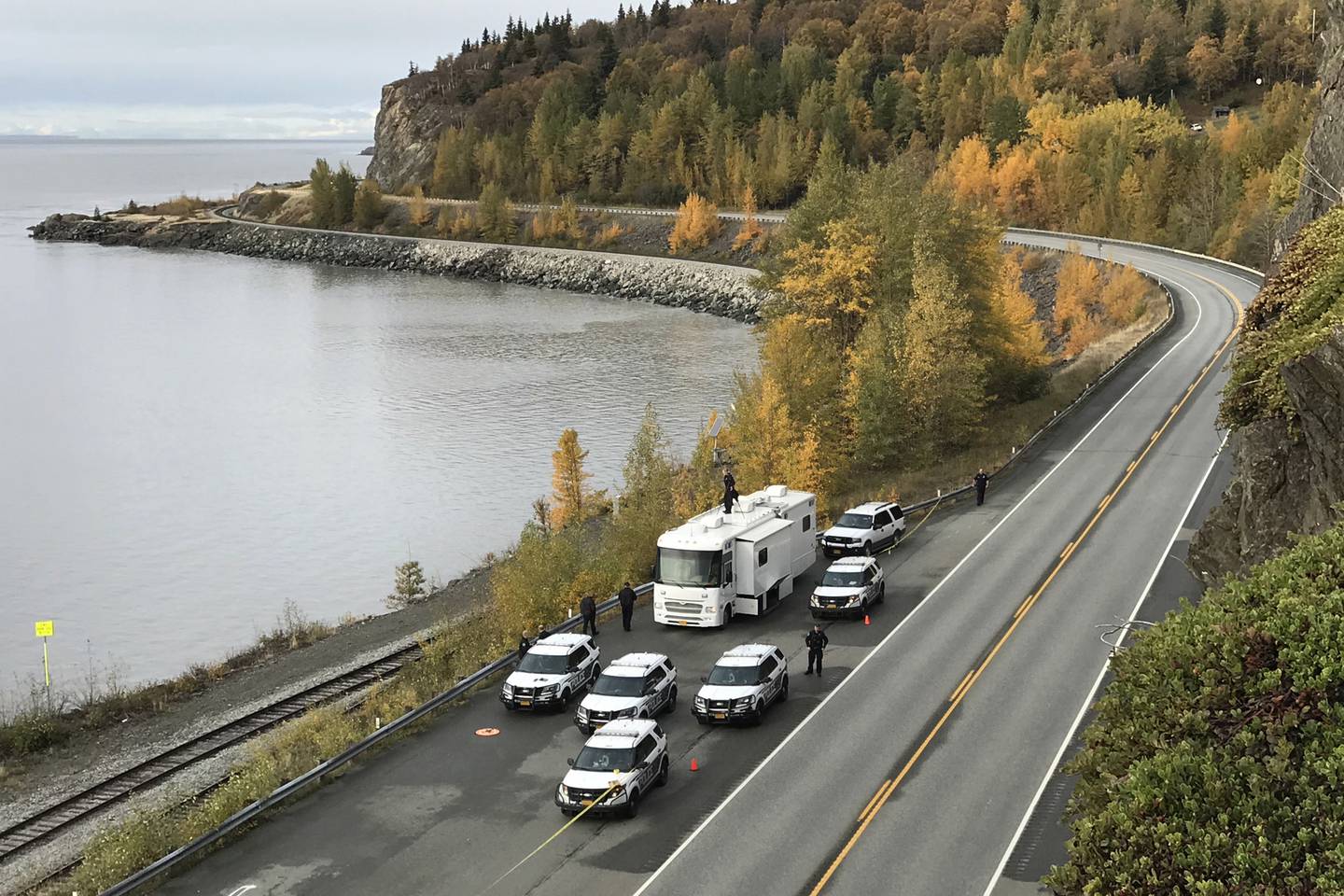 Anchorage Police investigate human remains Seward Highway