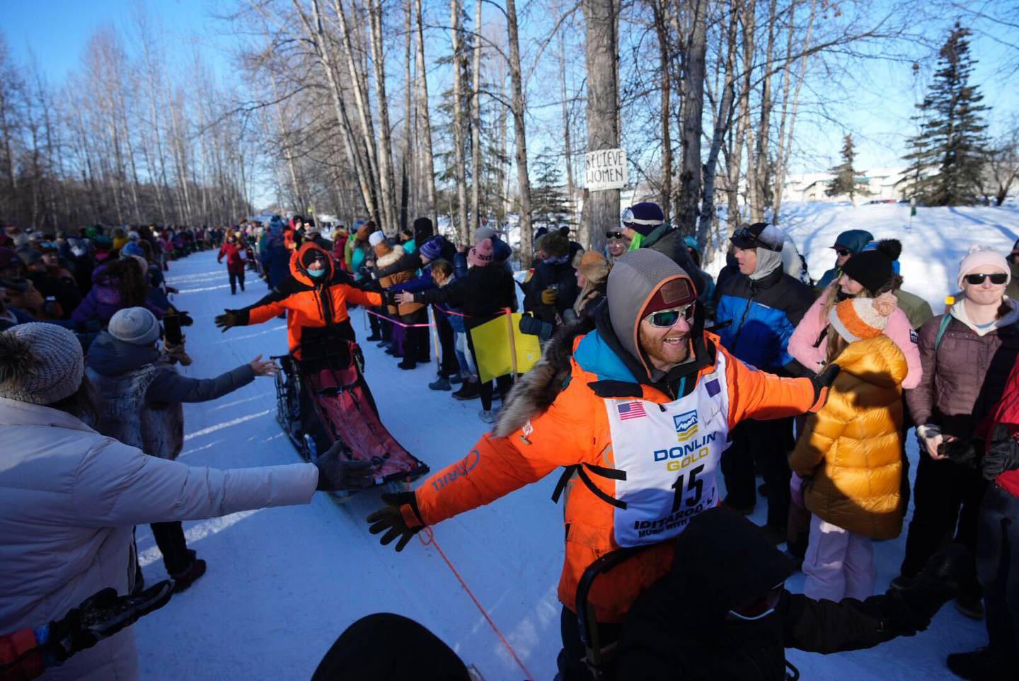 Iditarod weekend begins with mushers touring Anchorage in ceremonial