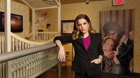 Lisa Marie Presley will be buried at Graceland next to her son