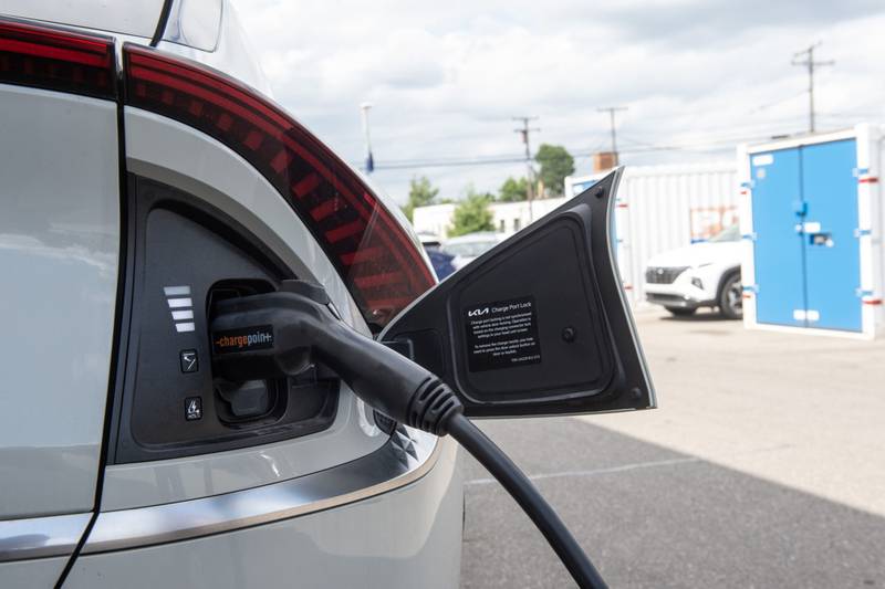 Here’s why so many Republicans won’t buy EVs