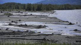 Boy rescued after getting stuck in mud while hunting along Matanuska River
