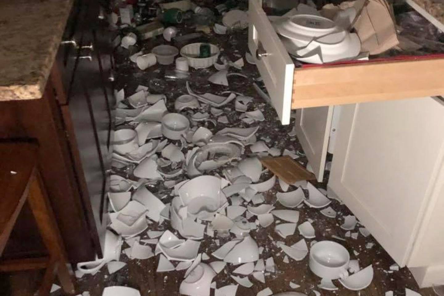 Kitchen damage earthquake