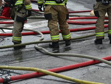 Fire in Wasilla duplex leaves one person dead
