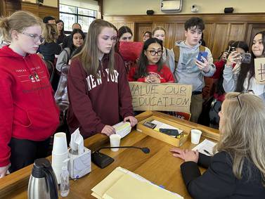OPINION: Alaskans want more school funding. Dunleavy and legislators should listen.