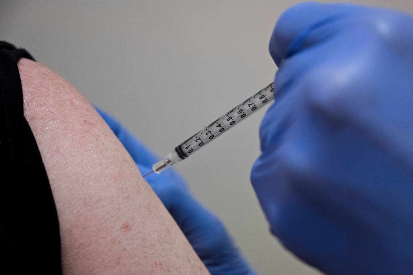 COVID-19, vaccine, Alaska Regional Hospital, coronavirus