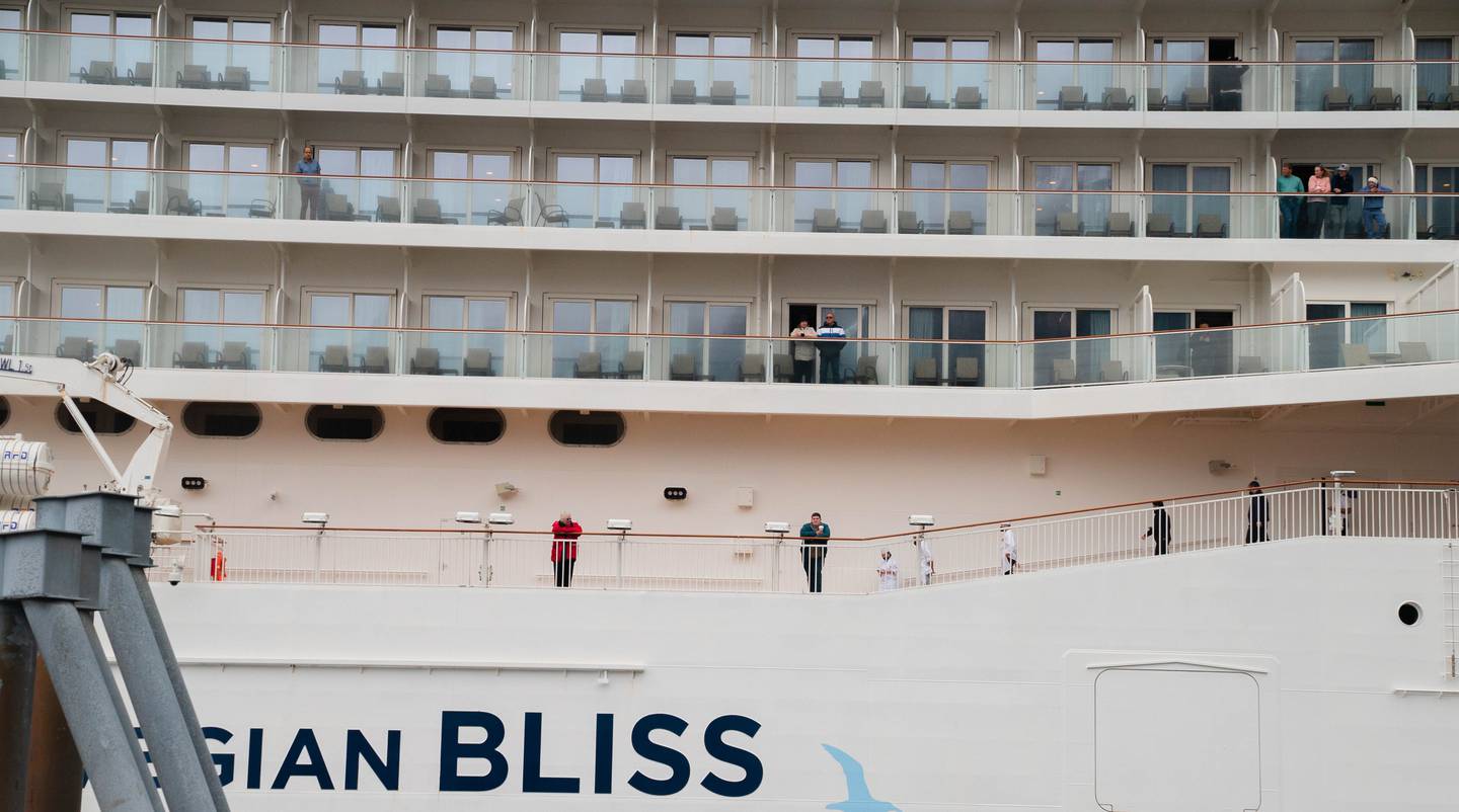 alaska cruise ship with covid