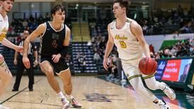 UAA men’s basketball hopes to overcome a lack of familiarity with a wealth of experience 