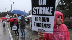 LA teachers go on strike against 2nd-largest US school district 