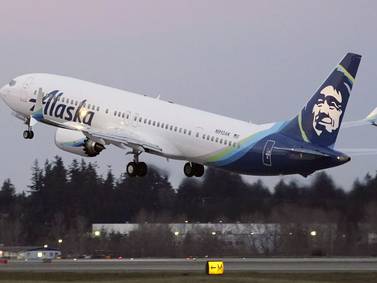 Alaska pilots authorize future strike if talks and mediation fail