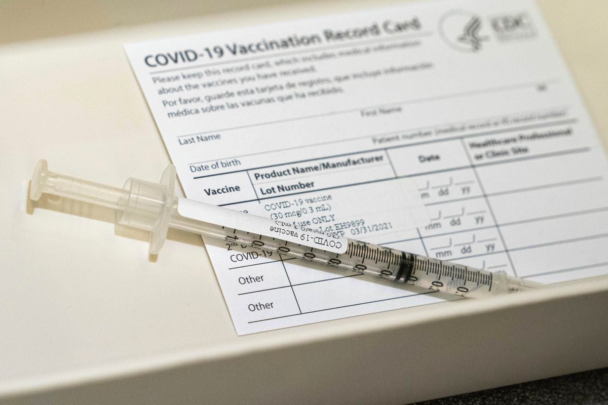 Second Wave Of Covid 19 Vaccine Distributions Begins In Alaska As Moderna Shipments Arrive Anchorage Daily News