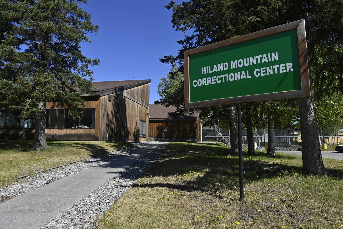 Hiland Mountain Correctional Center, plant sale