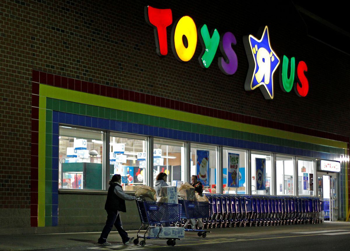 Toys R Us Files For Bankruptcy Amid Struggle To Pay Down Billions