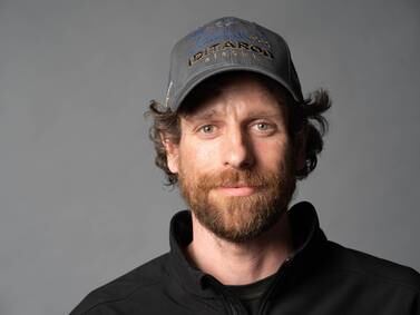 Iditarod musher Jessie Holmes badly injured while helping with storm cleanup in Western Alaska