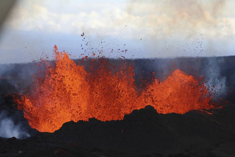 Bombs? Prayers? Hawaiian history shows diverting lava flows is all but impossible
