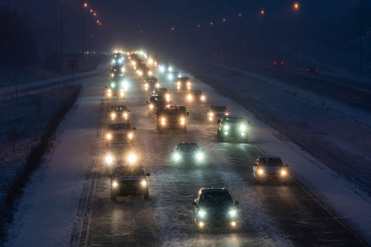 Police emphasize winter season-driving basic safety soon after Friday crashes closed Glenn Freeway