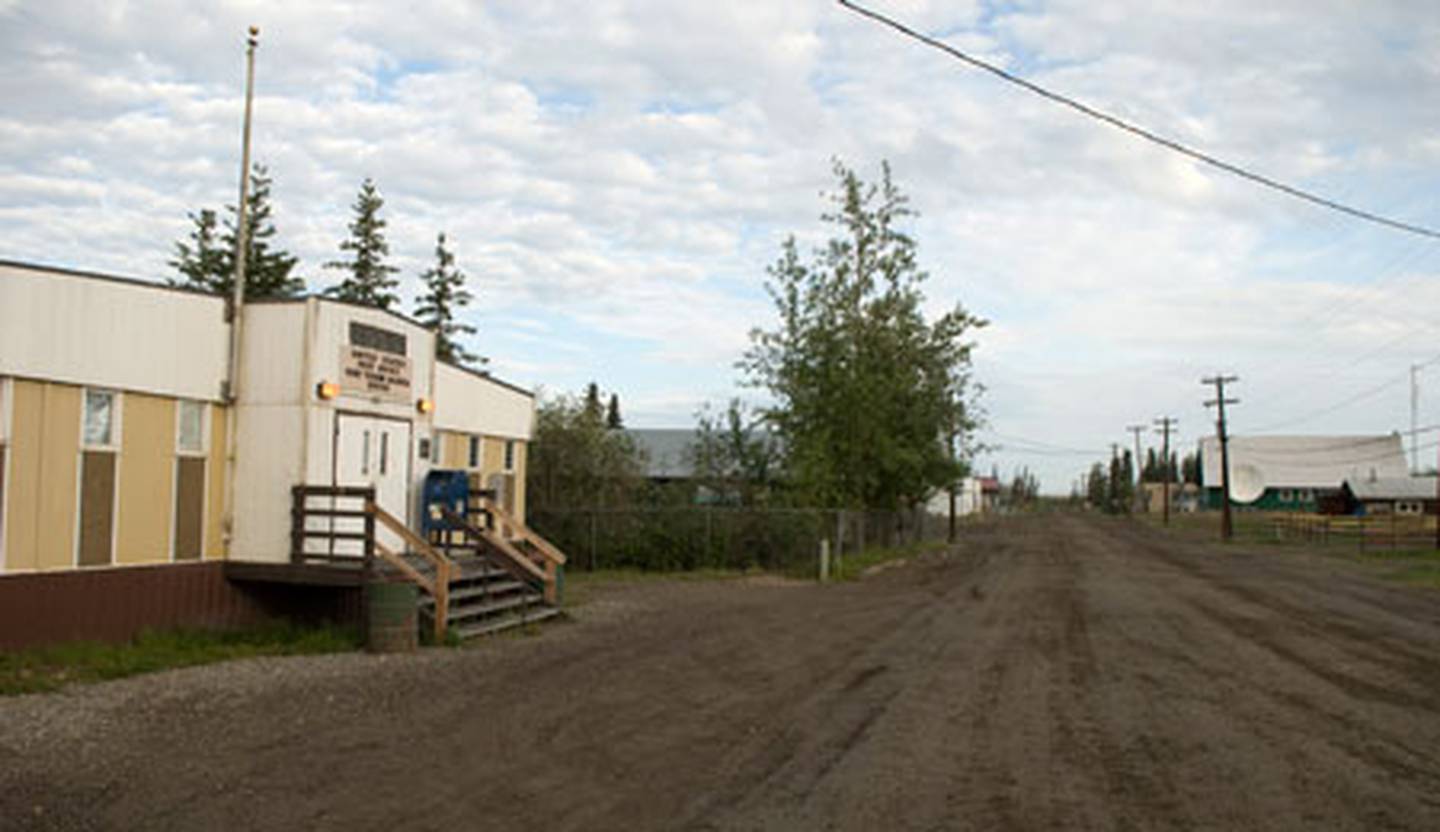 The post office in Fort Yukon (Stephen Nowers photo).