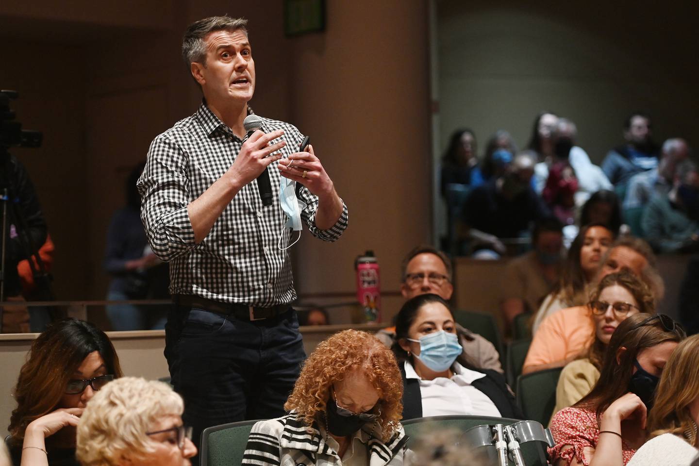 Mayor-elect Dave Bronson announces homeless plan to public