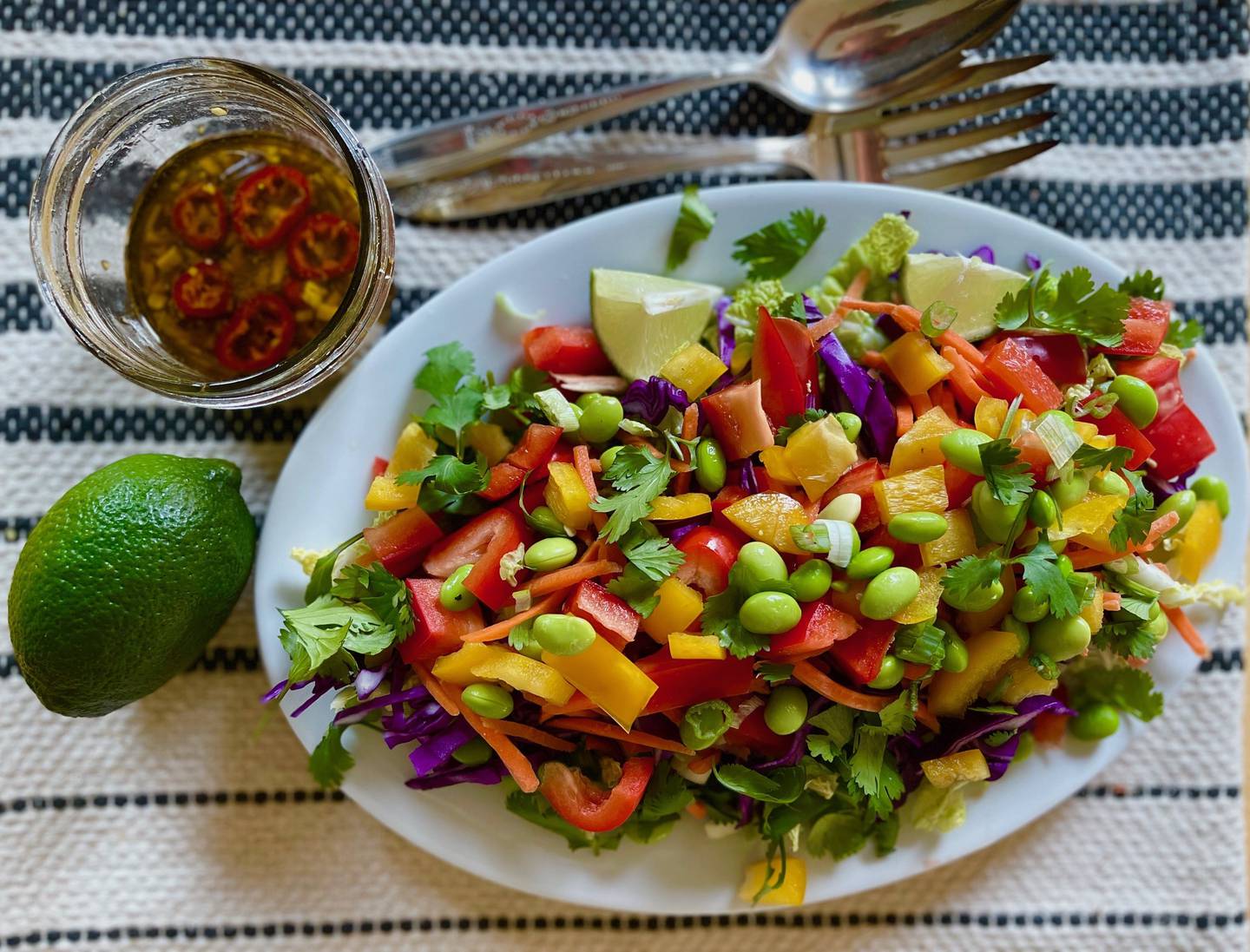 Spicy rainbow salad