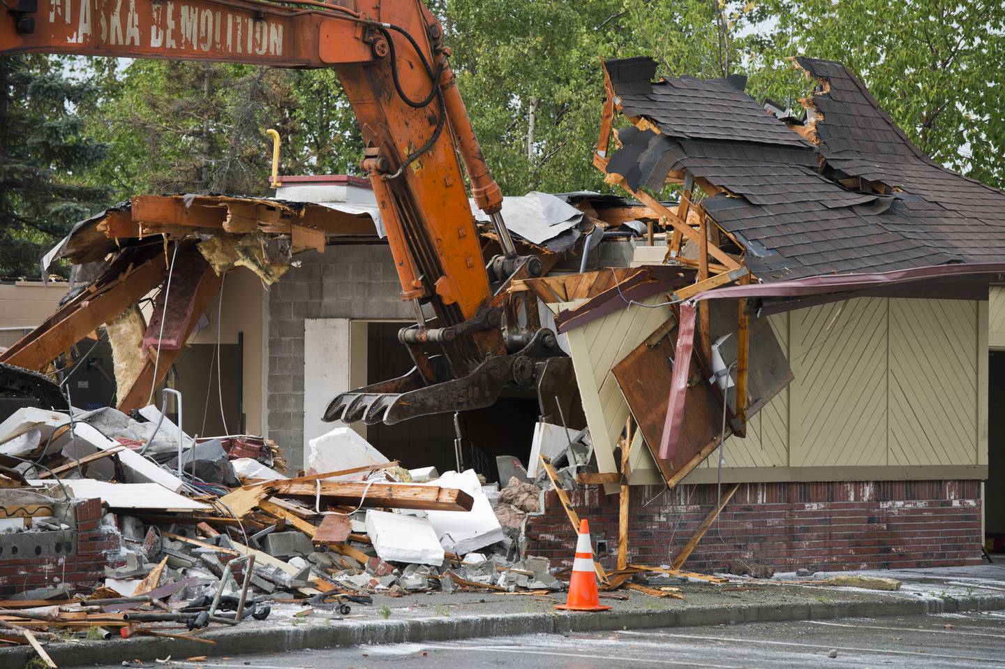 McDonalds, demolition, Eagle River, earthquake