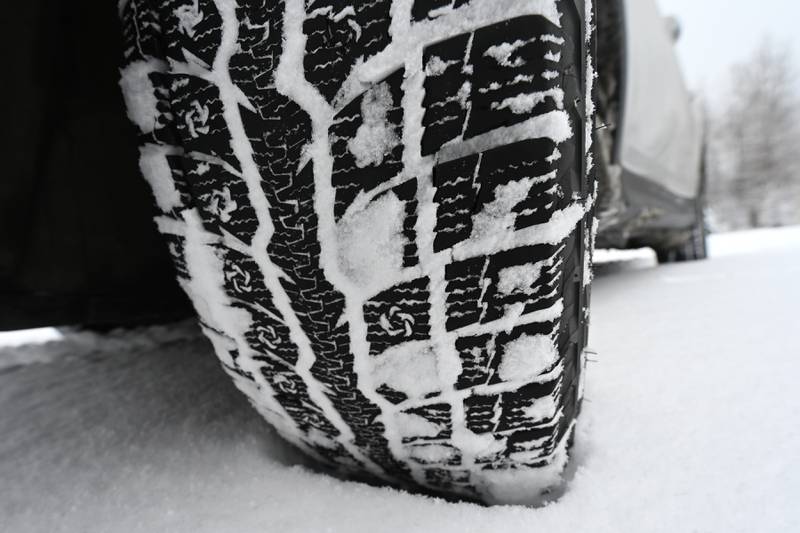 What’s better for Alaska drivers: studded or studless snow tires?
