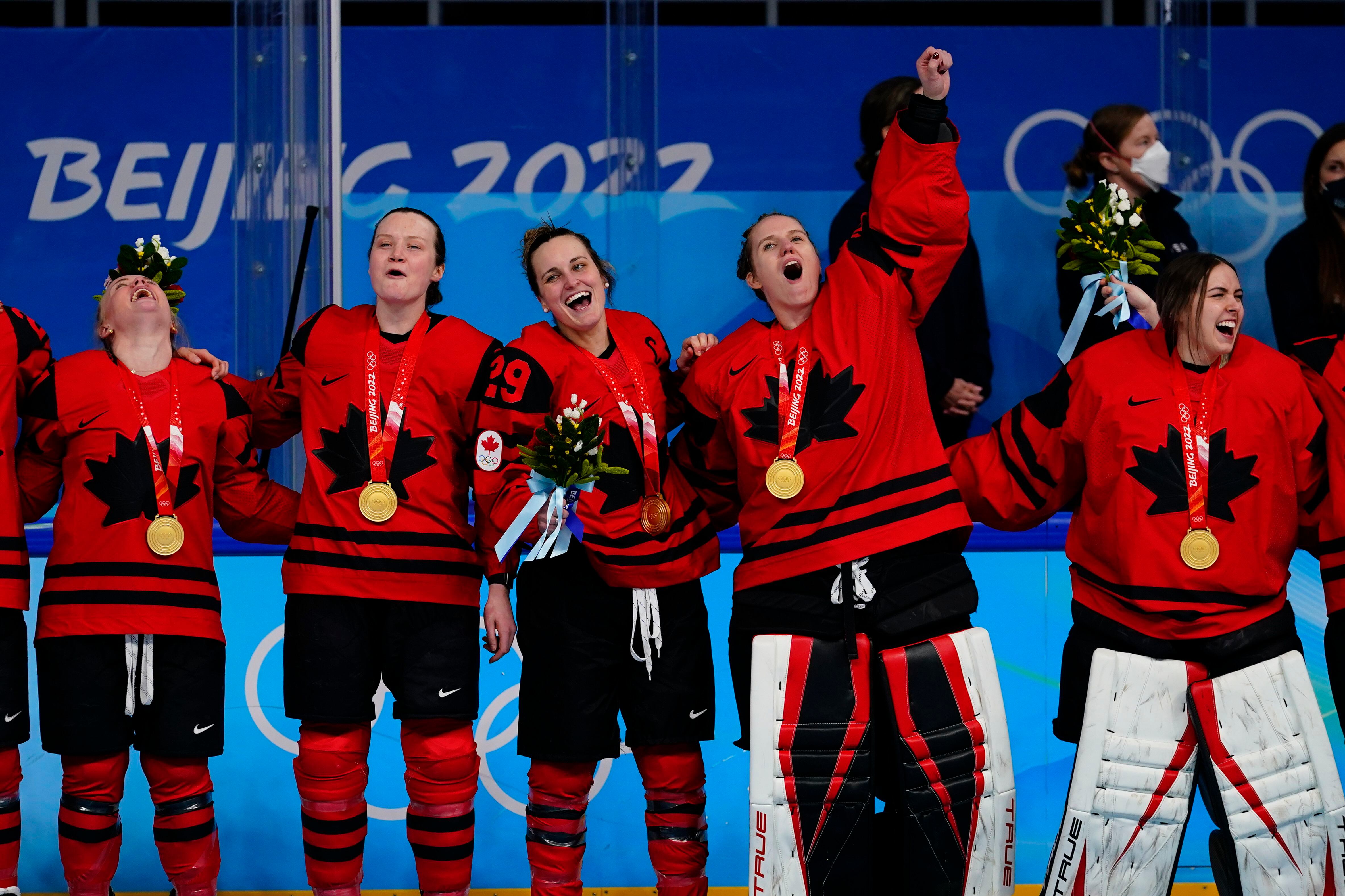 Canadian women's hockey team wins Olympic gold over longtime rival