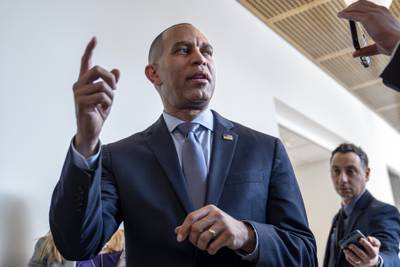 Hakeem Jeffries isn’t House speaker, but the Democrat may be the most powerful person in Congress