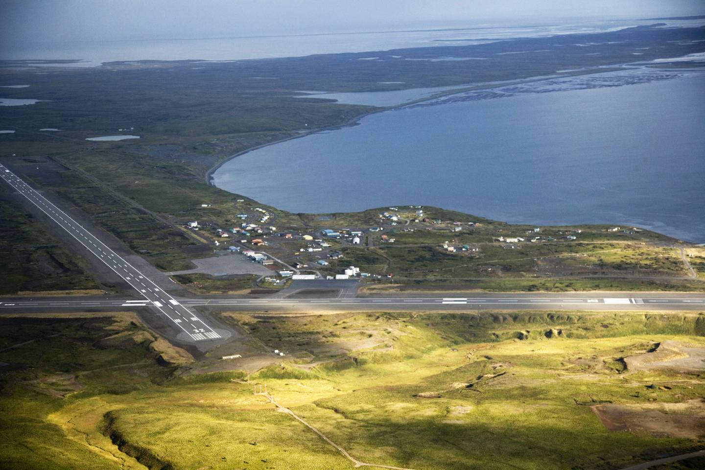 Cold Bay, airport, runways