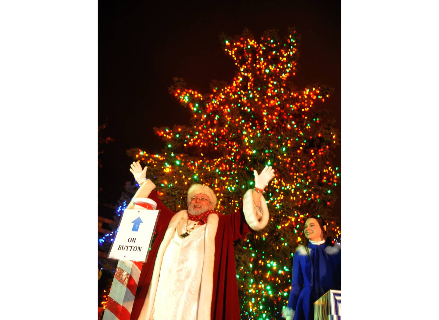 HORIZONTAL WHITE SPACE Santa Claus, Tree Lighting, Christmas Tree, Holiday Tree, Holiday Tree Lighting Ceremony
